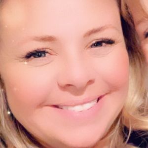 Meet your Posher, Carrie